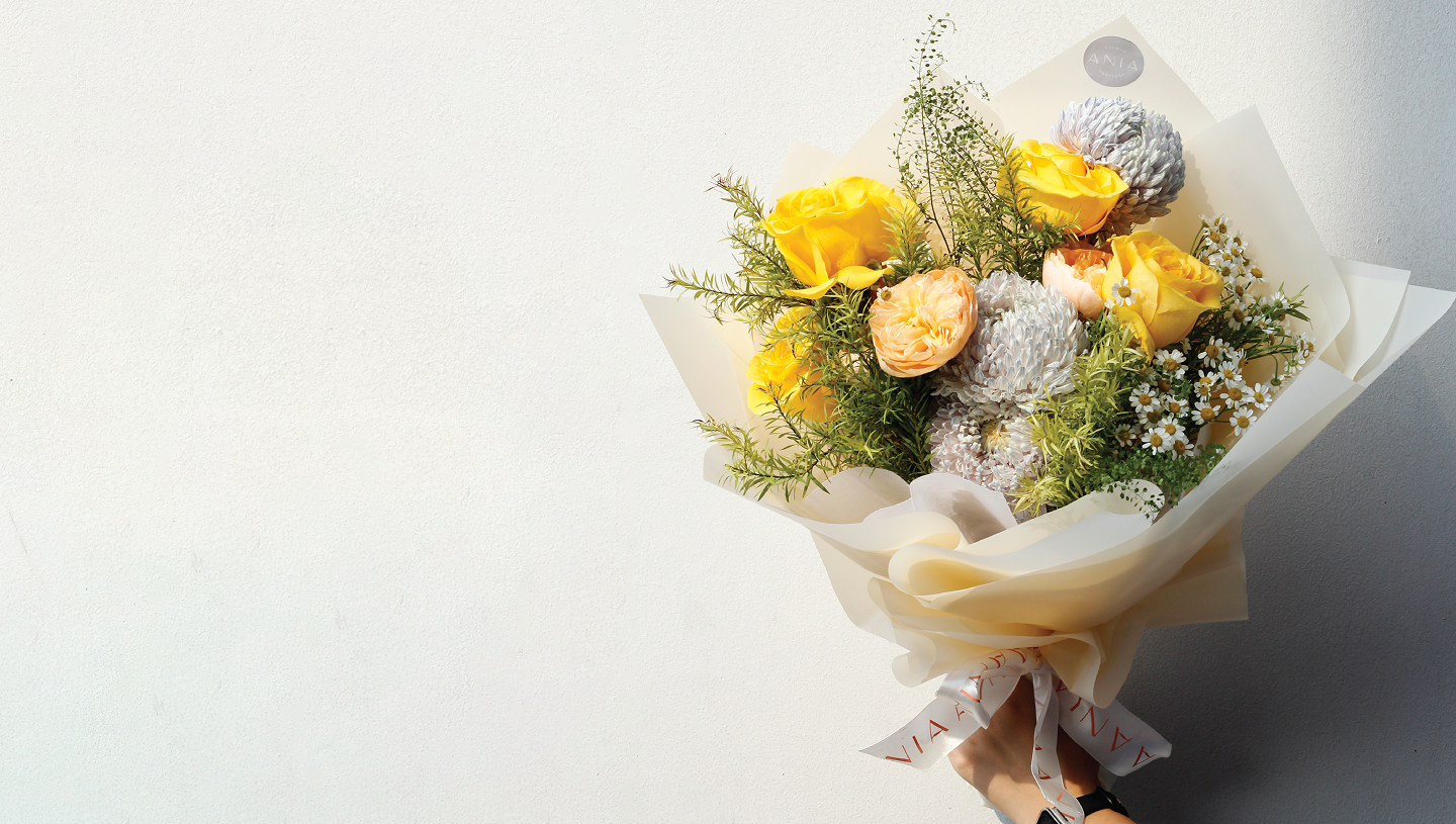 Buket bunga segar dalam kotak — ANIA Flower Boutique