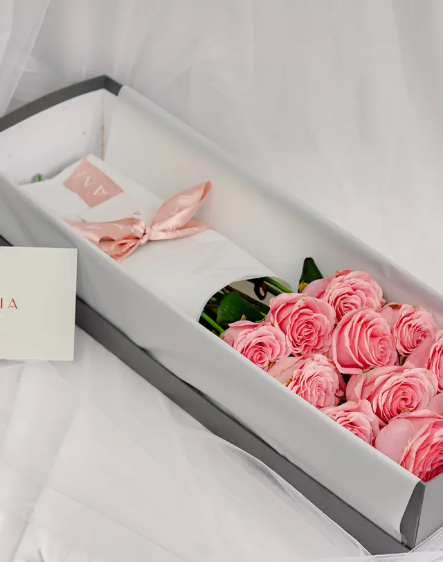A Handful Flower Box — kotak bunga segar ANIA